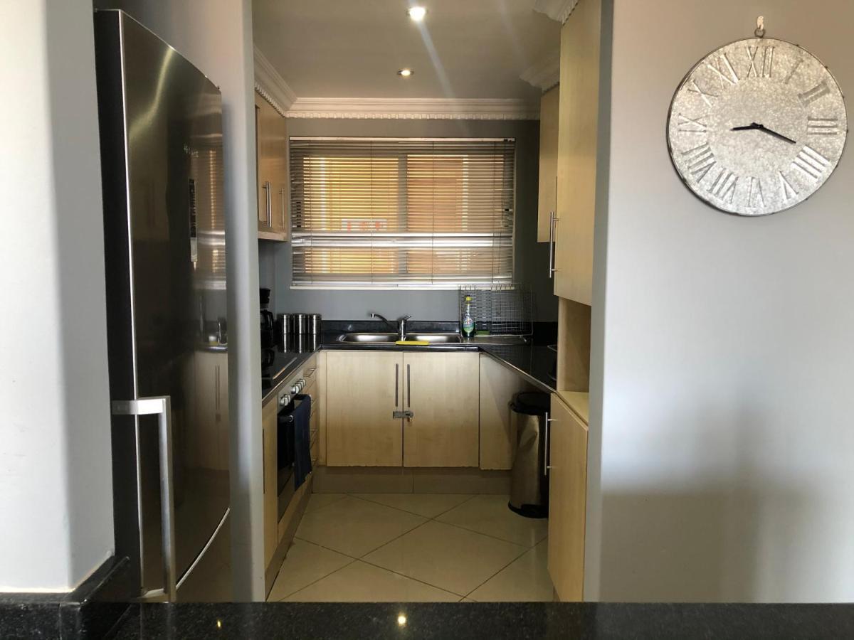 Apartment The Sails Durban Exteriör bild